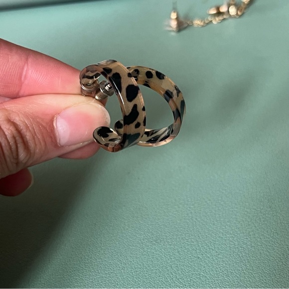 3 Earring Bundle - Picture 5 of 5